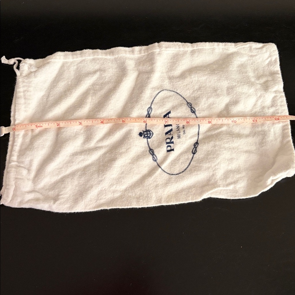 Two Prada dust bags - Picture 5 of 9